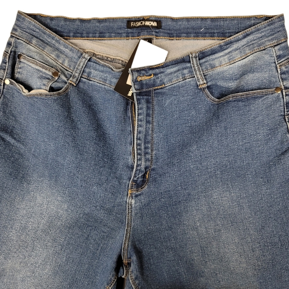 Party Monster Booty Lifter Skinny Jeans - Picture 3 of 9